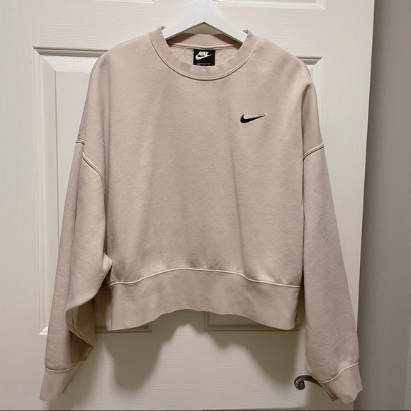Nike Tops - Lightly worn oatmeal cropped Nike sweatshirt